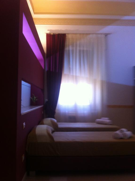 B&B The Queens Foggia Kamer foto